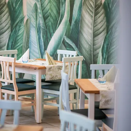 ホテル La Primula 3*